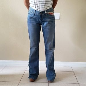 Girls flare levi jeans